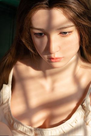 Lifelike Silicone Celebrity Love Young Sex Doll 15