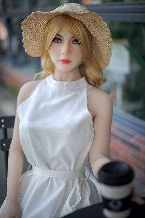 Lifelike Women Dolls 2 1