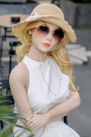 Lifelike Women Dolls 5